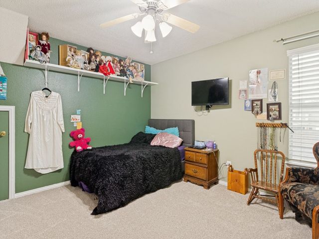 2216 Forest Creek Drive, Mansfield, TX 76063
