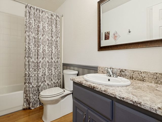 2216 Forest Creek Drive, Mansfield, TX 76063