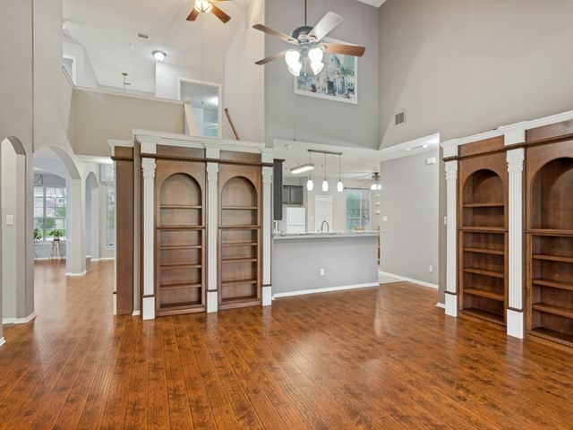 2216 Forest Creek Drive, Mansfield, TX 76063