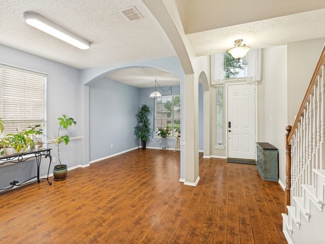2216 Forest Creek Drive, Mansfield, TX 76063