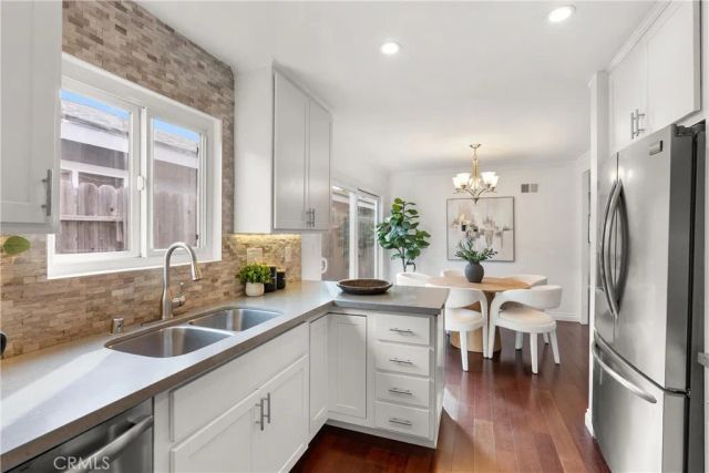 1113 Valley Circle, Costa Mesa, CA 92627