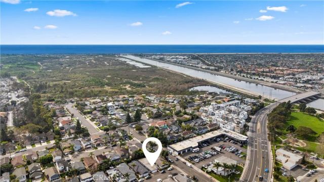 1113 Valley Circle, Costa Mesa, CA 92627