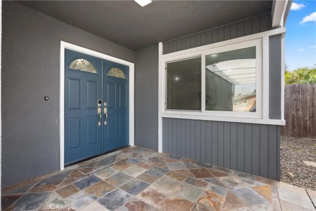 1113 Valley Circle, Costa Mesa, CA 92627