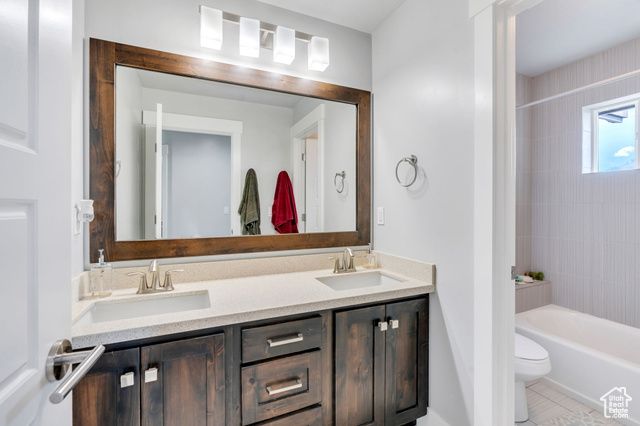 9435 N ASPEN HOLLOW CIR, Highland, UT 84003