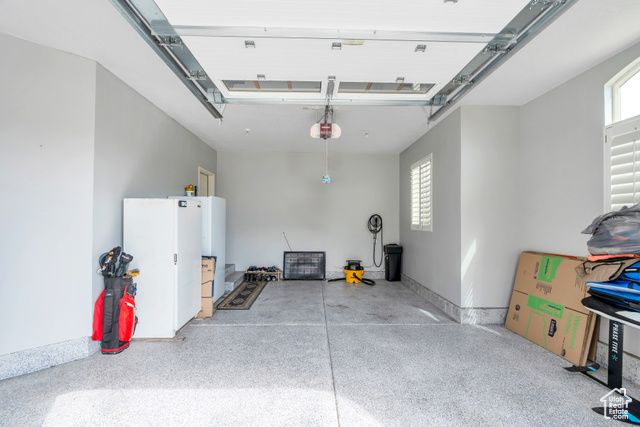9435 N ASPEN HOLLOW CIR, Highland, UT 84003