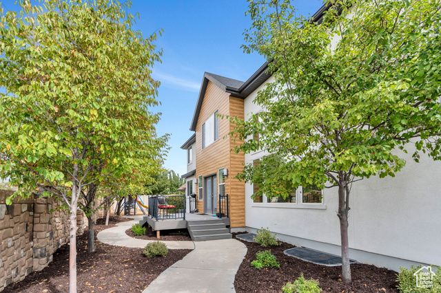 9435 N ASPEN HOLLOW CIR, Highland, UT 84003