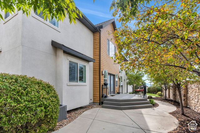 9435 N ASPEN HOLLOW CIR, Highland, UT 84003