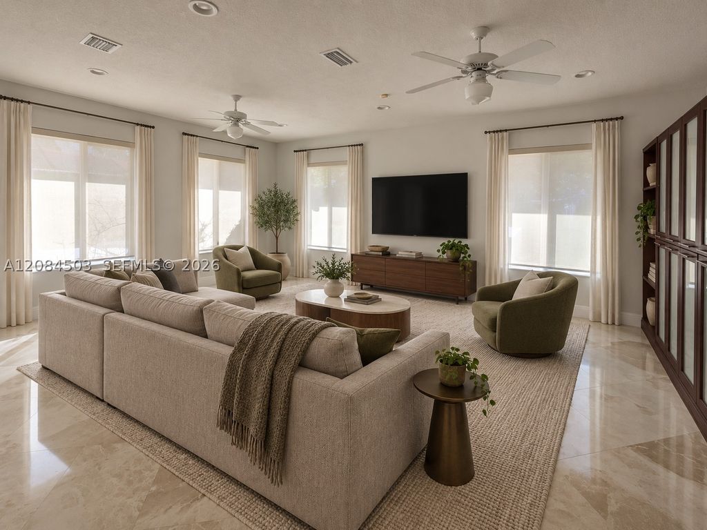 Image 23 of property listing at 7625 SW 75th Ave, Miami, FL 33143