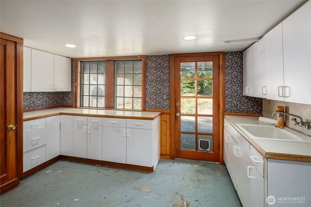 916 S 16th Street, Mount Vernon, WA 98274