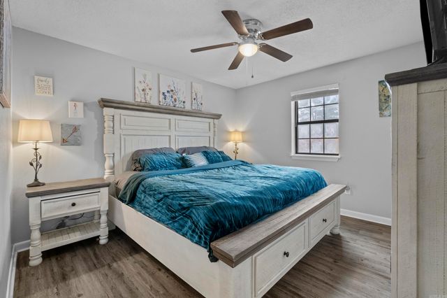 905 W Center Avenue, Searcy, AR 72143