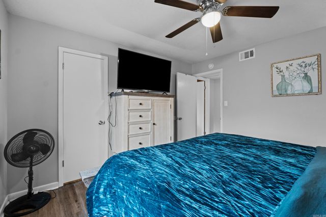 905 W Center Avenue, Searcy, AR 72143