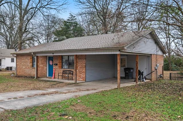 905 W Center Avenue, Searcy, AR 72143