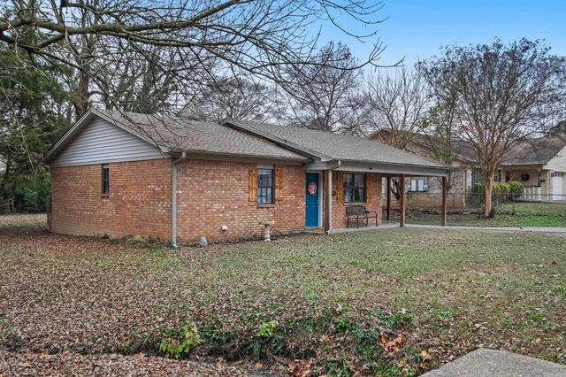 905 W Center Avenue, Searcy, AR 72143