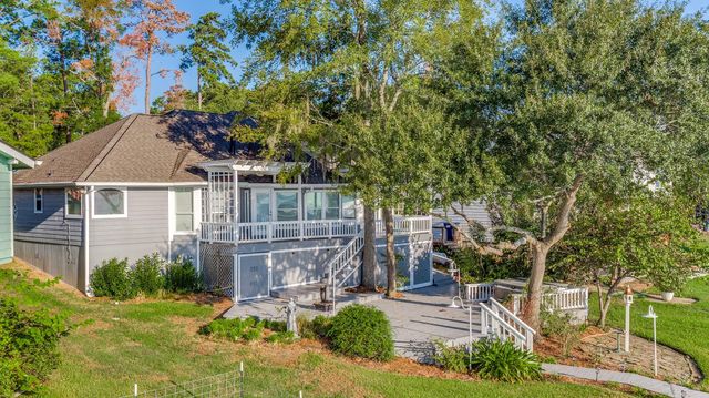 341 Sam Houston Loop, Point Blank, TX 77364