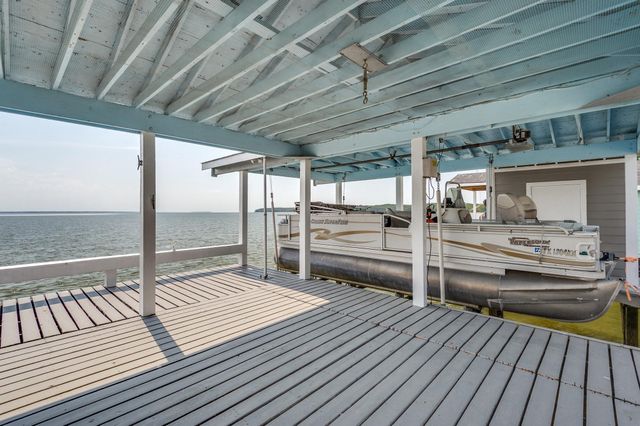 341 Sam Houston Loop, Point Blank, TX 77364