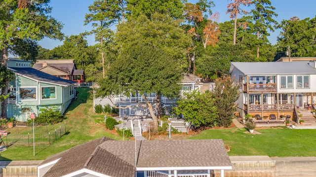 341 Sam Houston Loop, Point Blank, TX 77364