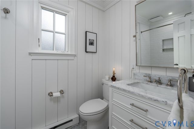 8603 Eastwood Ct, North Chesterfield, VA 23236