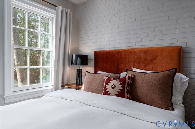 8603 Eastwood Ct, North Chesterfield, VA 23236