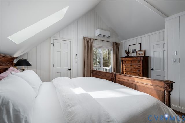 8603 Eastwood Ct, North Chesterfield, VA 23236