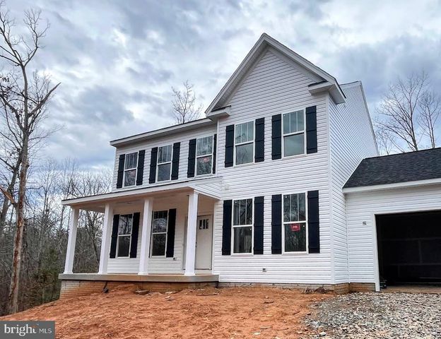 28 STAGECOACH RD, Fredericksburg, VA 22405