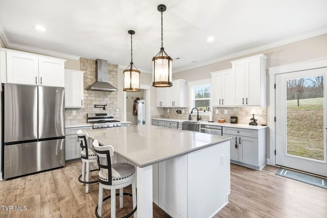 283 Mitchell Ridge Road, Jonesborough, TN 37659