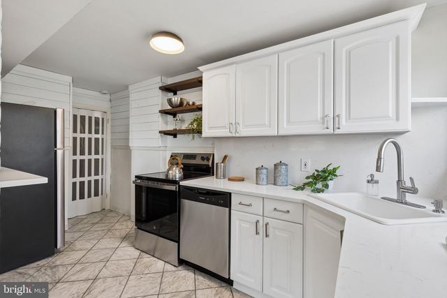 819 GRANT RD, Folcroft, PA 19032