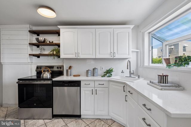 819 GRANT RD, Folcroft, PA 19032