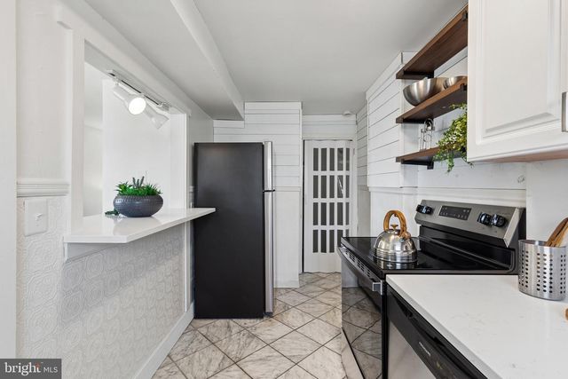 819 GRANT RD, Folcroft, PA 19032