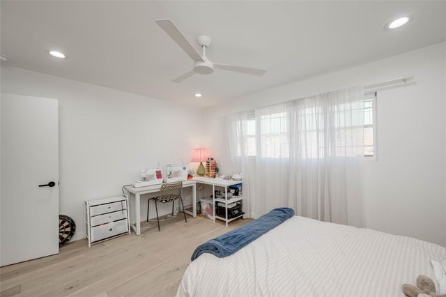 400 E 30th ST 105, Austin, TX 78705