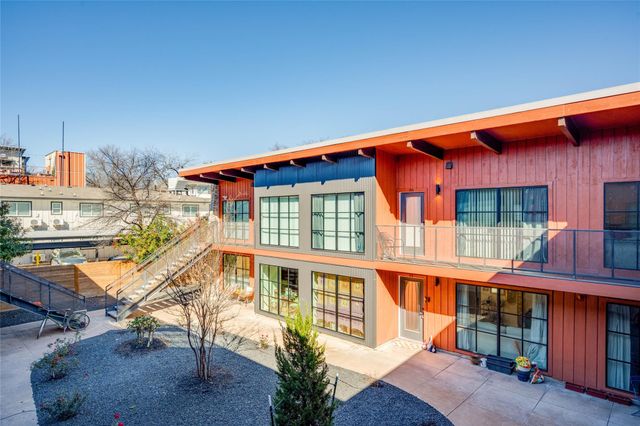 400 E 30th ST 105, Austin, TX 78705