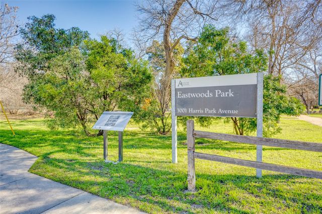 400 E 30th ST 105, Austin, TX 78705