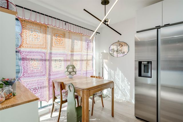 400 E 30th ST 105, Austin, TX 78705