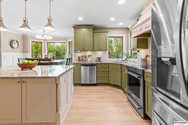 3502 Birchwood Drive, Bellevue, NE 68123