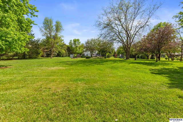 3502 Birchwood Drive, Bellevue, NE 68123