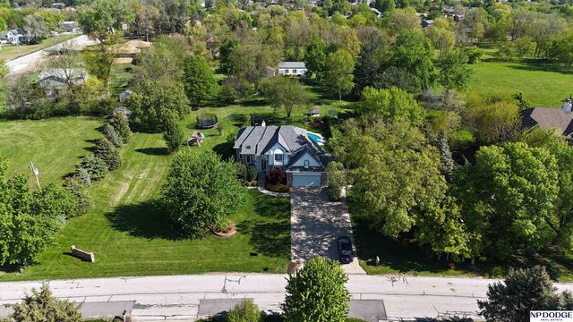 3502 Birchwood Drive, Bellevue, NE 68123