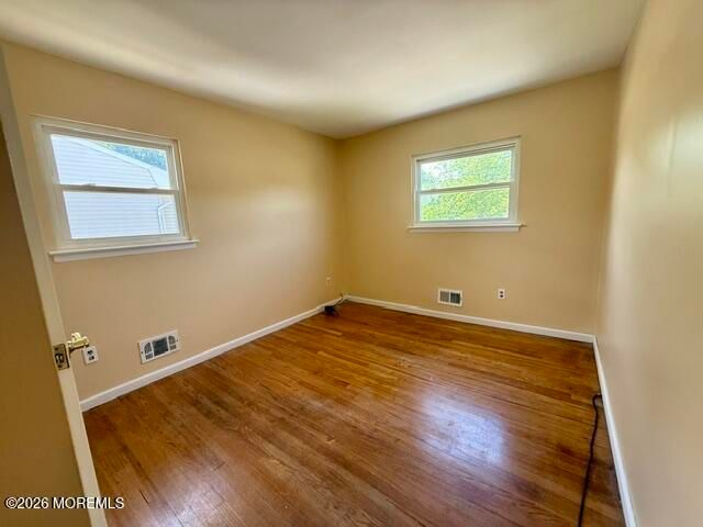 5 Sussex Court, South River, NJ 08882
