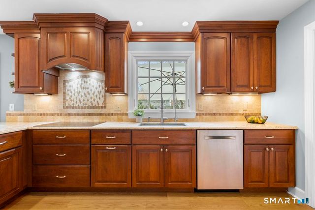 118 Silver Spring Road, Wilton, CT 06897