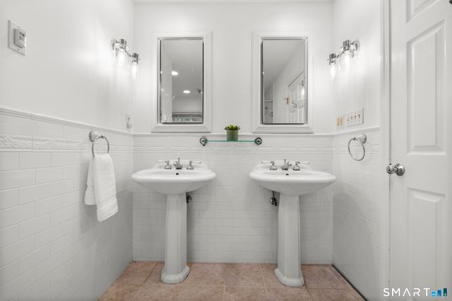 118 Silver Spring Road, Wilton, CT 06897