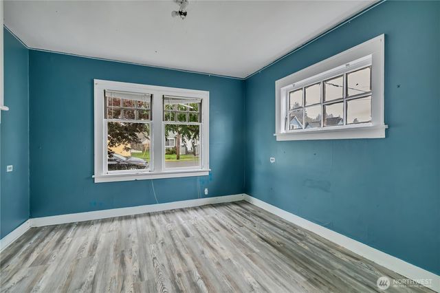 408 Karr Avenue, Hoquiam, WA 98550