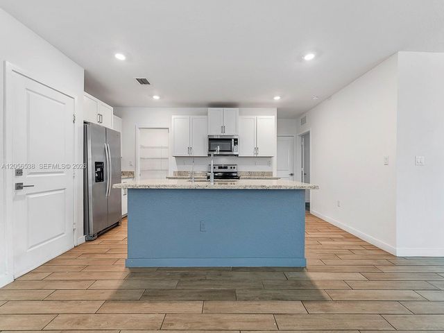 501 NE 6th Court, Florida City, FL 33034