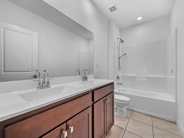 501 NE 6th Court, Florida City, FL 33034