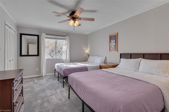 1016 Shalimar Drive, High Point, NC 27262