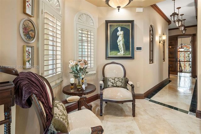 4501 N Bay Rd, Miami Beach, FL 33140