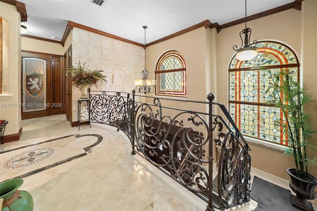 4501 N Bay Rd, Miami Beach, FL 33140