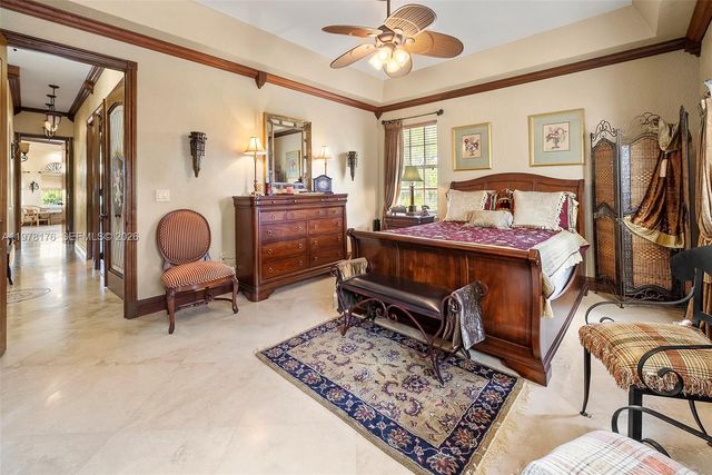 4501 N Bay Rd, Miami Beach, FL 33140