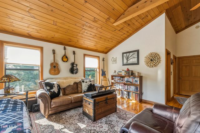 1980 South Allens Bridge Road, Greeneville, TN 37743