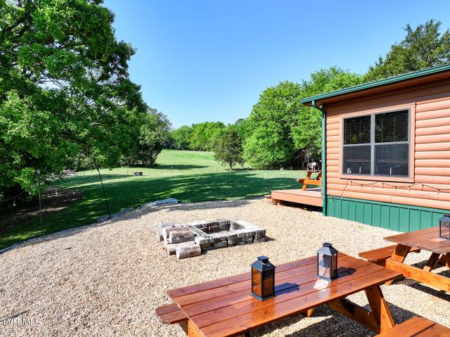 1980 South Allens Bridge Road, Greeneville, TN 37743