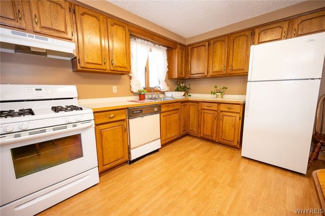 170 Castlewood Drive, Cheektowaga, NY 14227