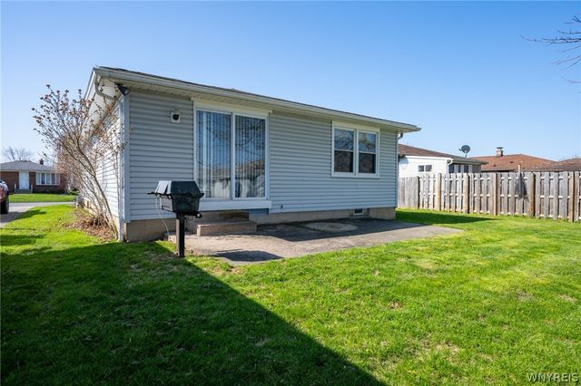 170 Castlewood Drive, Cheektowaga, NY 14227