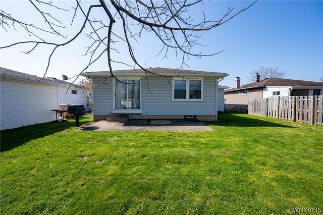 170 Castlewood Drive, Cheektowaga, NY 14227